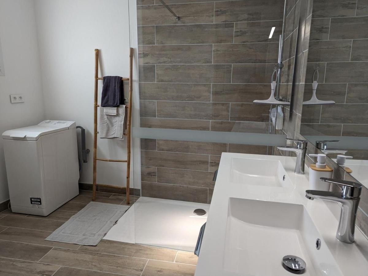Maison Lumineuse Avec Cour Privative, Proche Sites Culturels, Tout Confort, Equipe Bebe, Wifi Inclus - Fr-1-653-98 Puyreaux Екстериор снимка